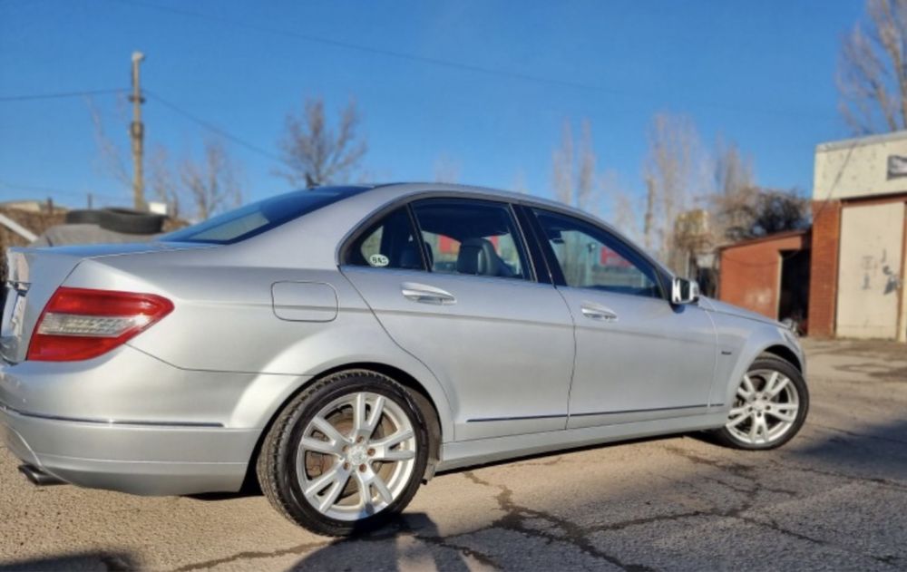 Mercedes-Benz C 280