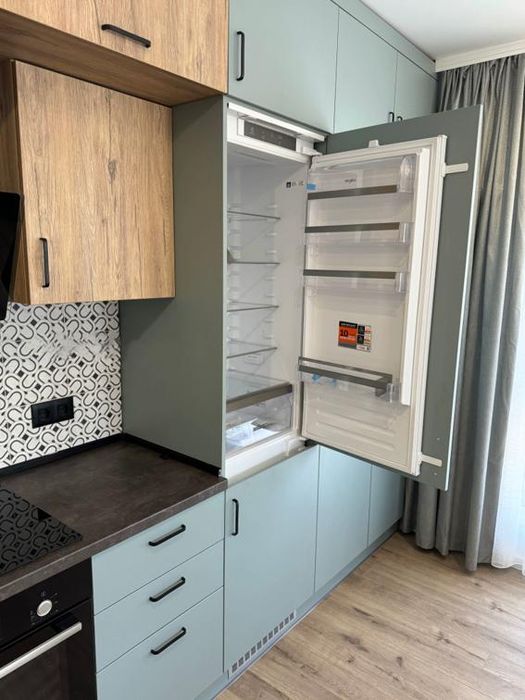 Дава се под наем Тристаен апартамент в София, Малинова долина - 75 кв.м за 775 € - Снимка #3