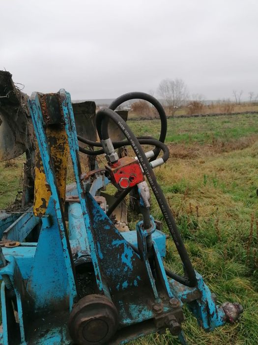 Plug cu 3 brazde reversibil LEMKEN