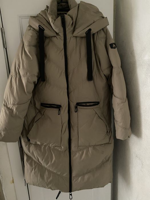 Geaca lunga calduroasa