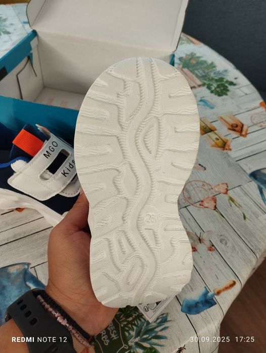 Маратонки с лед светлини