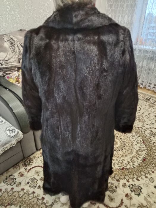 Продам Шубу норковую