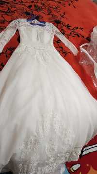 Продажа либо прокат свадебного платья
