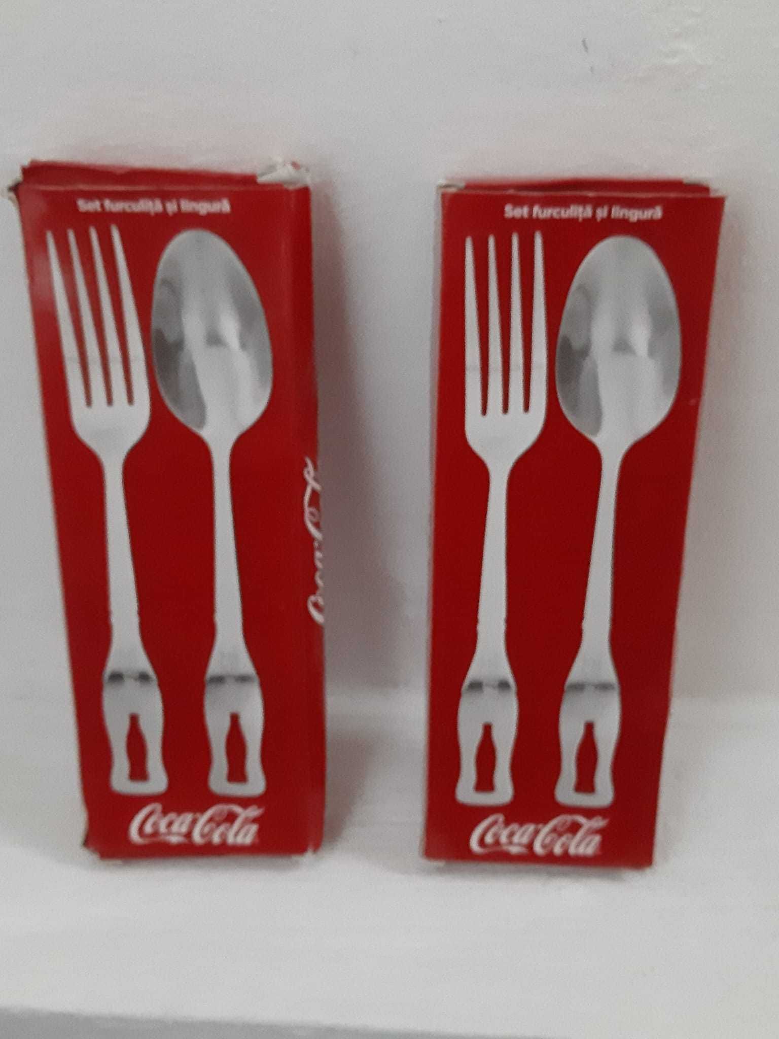 Tacâmuri Coca Cola De Colecție Noi Decorațiuni Vintage În Cutie