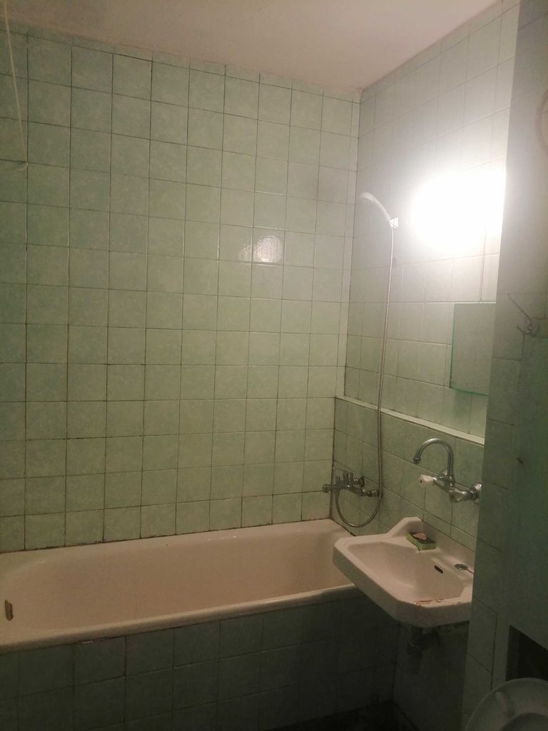 Дава се под наем Едностаен апартамент в София, Люлин 4 - 47 кв.м за 331.5 € - Снимка #2