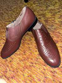 Продавам: мъжки обувки 2 чифта № 43