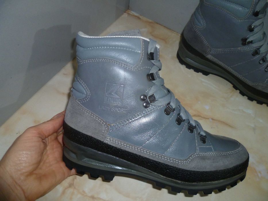 LOWA туристически обувки №40