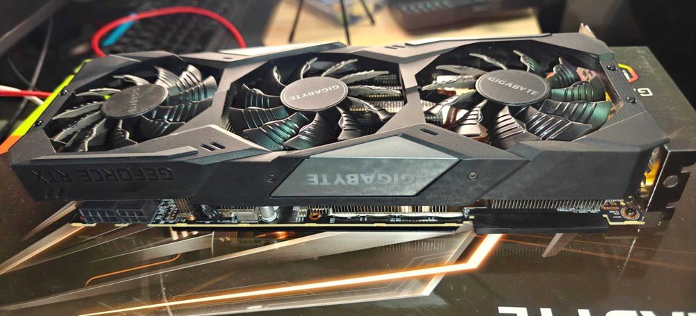 Placa video GIGABYTE RTX 2070 SUPER Gaming OC 8GB GDDR6