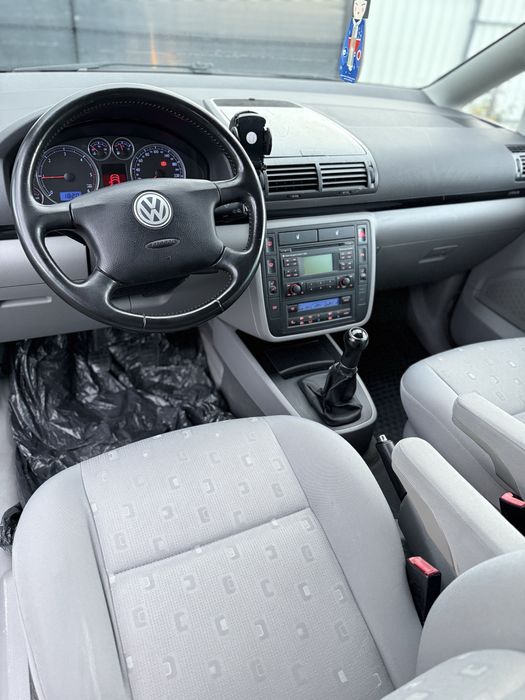 Vw Sharan / 2.0 140 cp / Unic PROPRIETAR de NOUA / IMPECABILA /