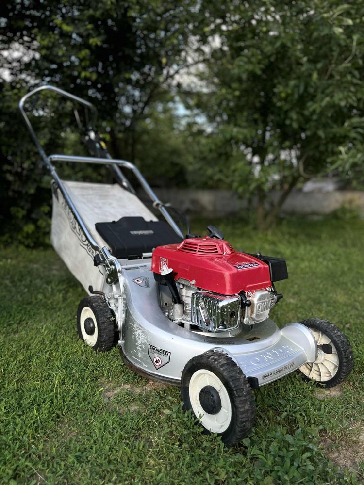 Masina De Tuns-Taiat Gazon-Iarba Cu Tractiune Honda Viking Alko Brigs