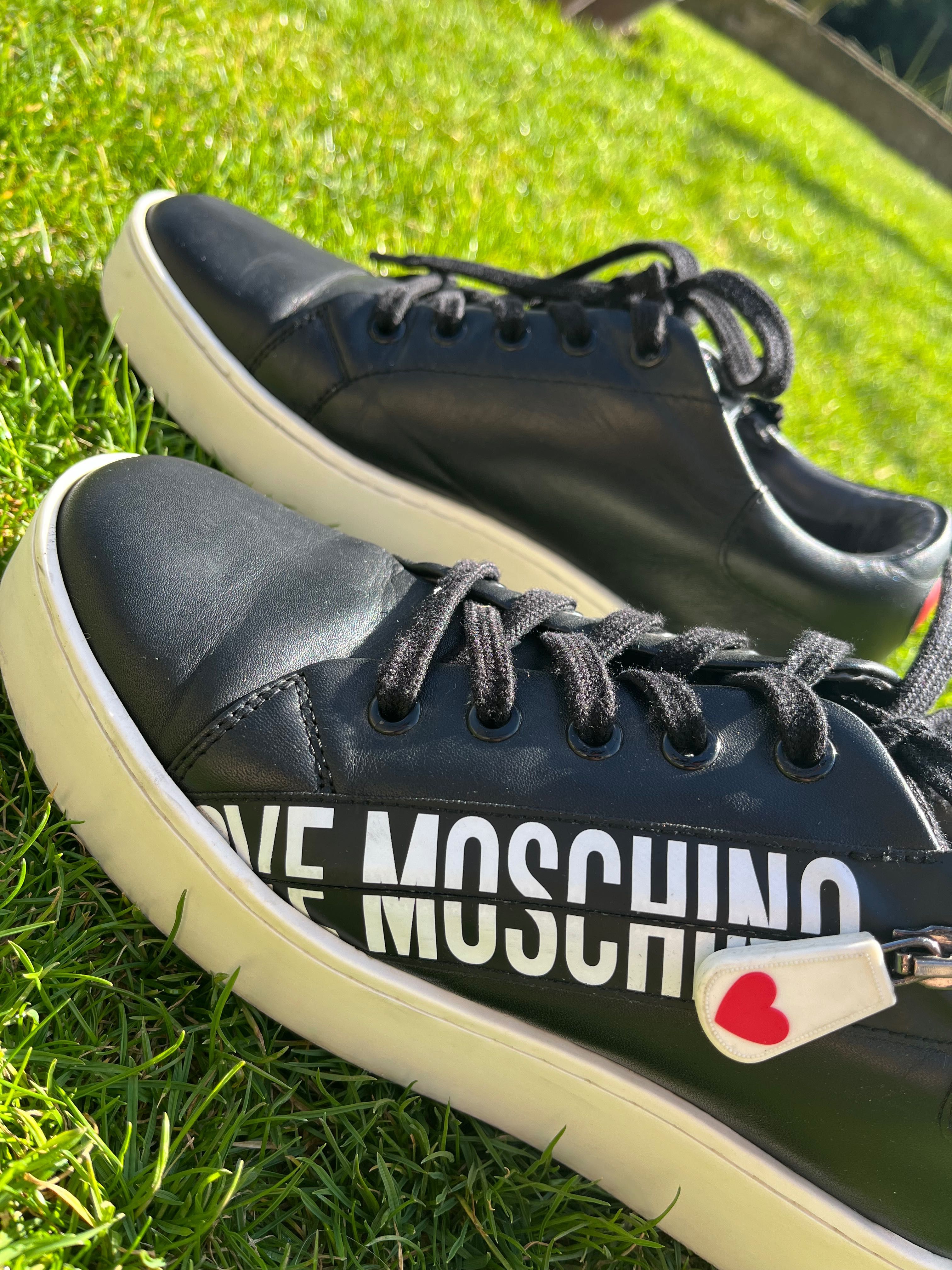 Обувки Moschino от естествена кожа