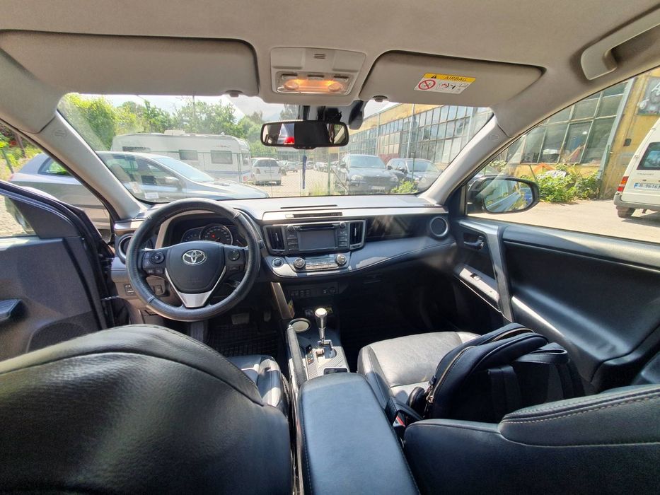 Тойота RAV4 2014 г.