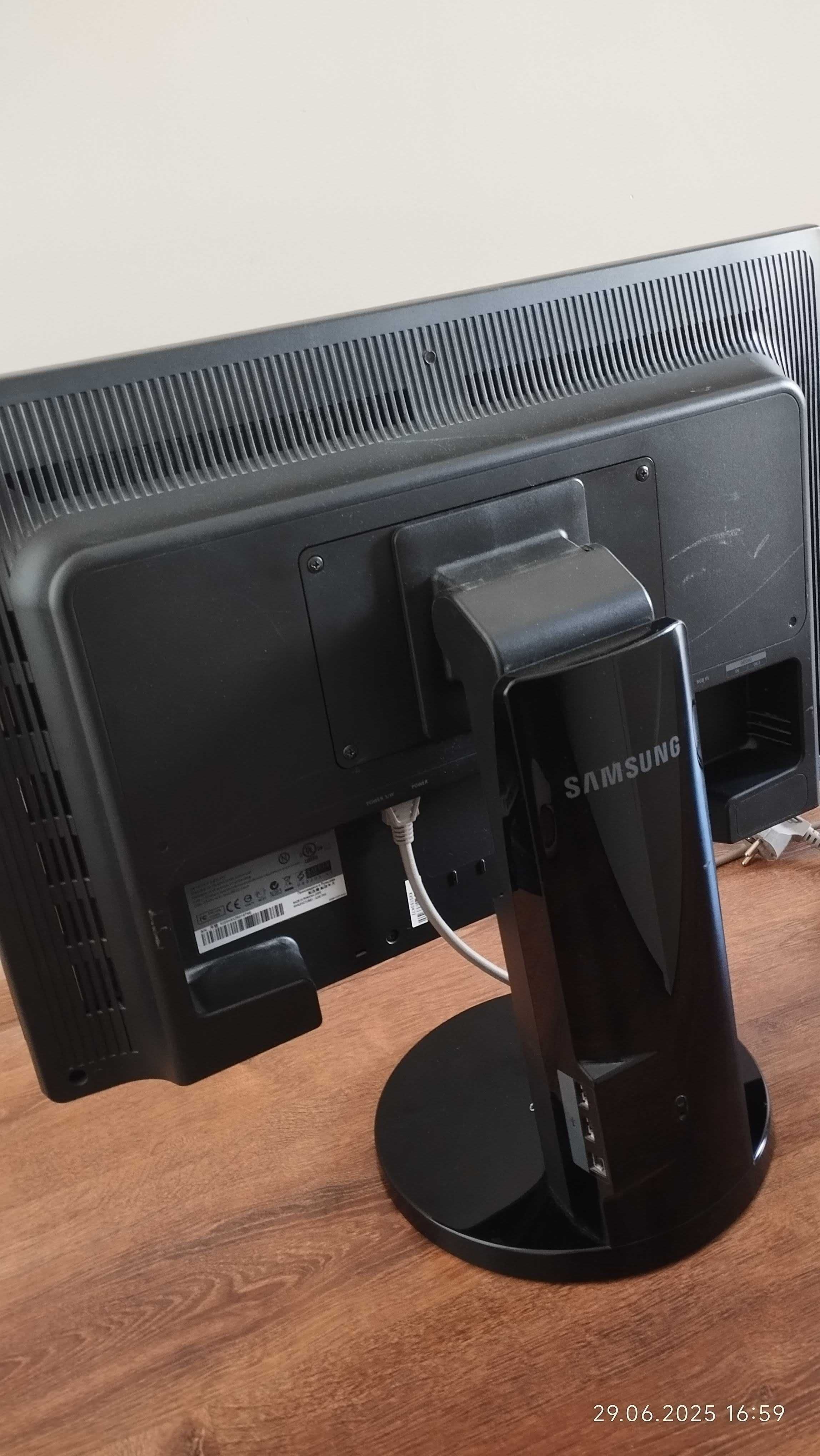 Монитор Samsung SyncMaster 2494HM,  24", HDMI/DVI/VGA, работещ, 1080p
