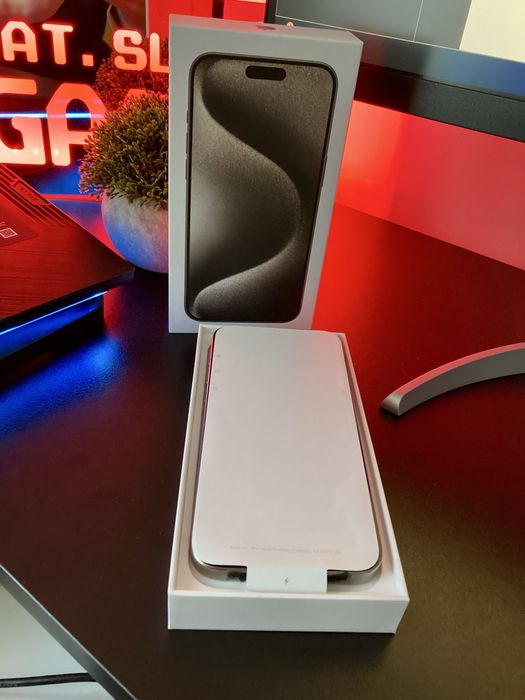 iPhone 15 Pro Max 256GB - Titanium - Ca nou, impecabil, Garantie, Box