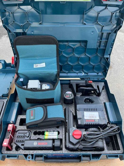 Оригинал BOSCH Лазерный уроверь 4D. Супер цена. Гарантия и Сервис есть