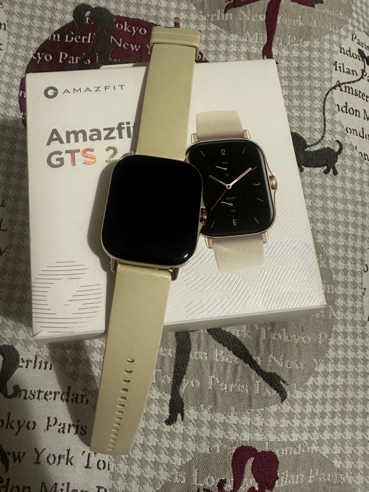 Часовник Smartwatch Аmazfit GTS 2 Gold