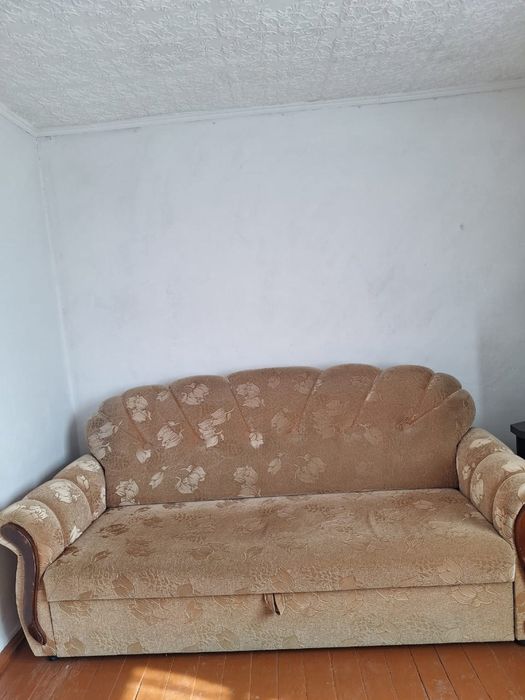 Продам диван в хорошем состоянмм