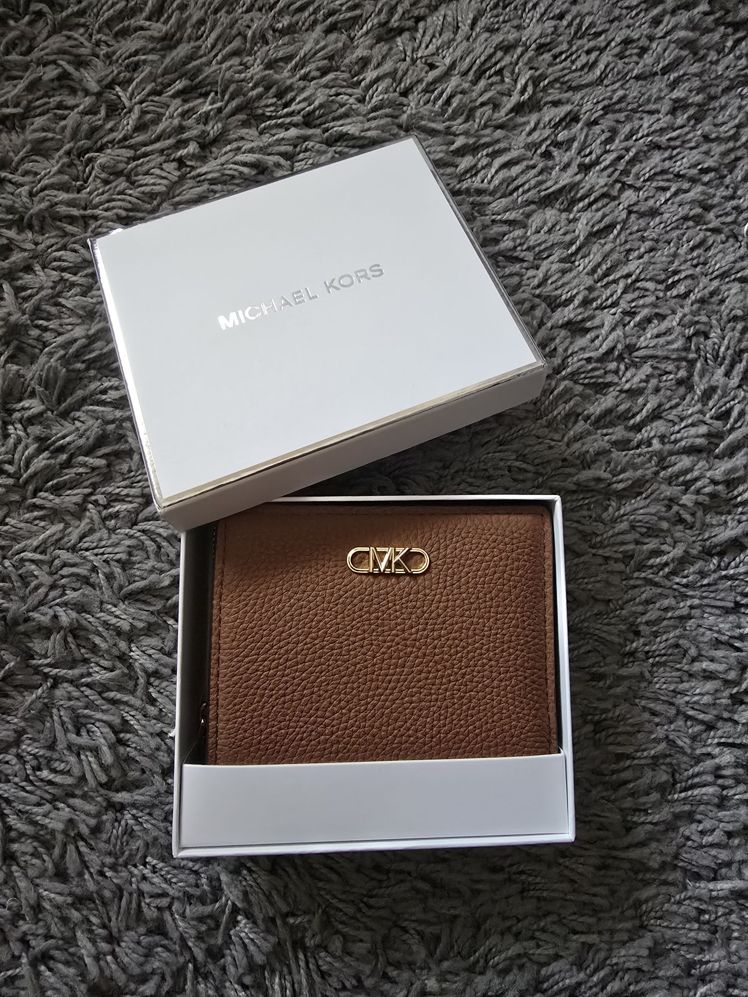 Ново дамско портмоне Liu Jo, Tommy Hilfiger, Michael Kors