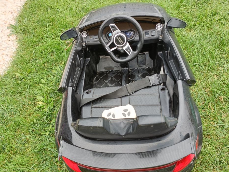 Mașină electrică Audi TT