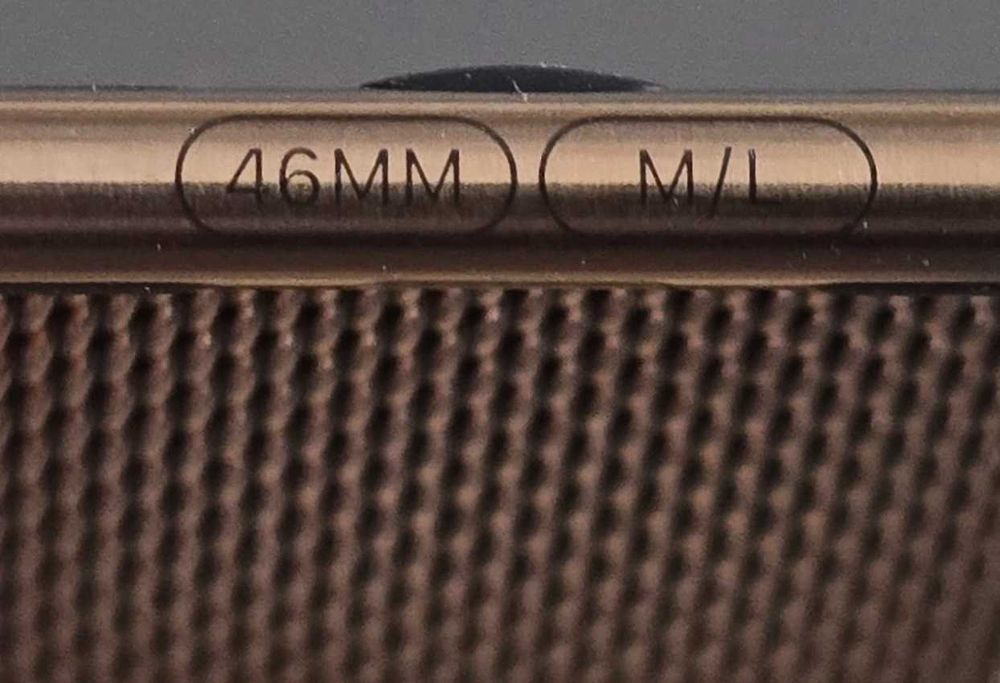 Curea Apple Watch 46mm, Milanese Loop, Gold - M/L, originala