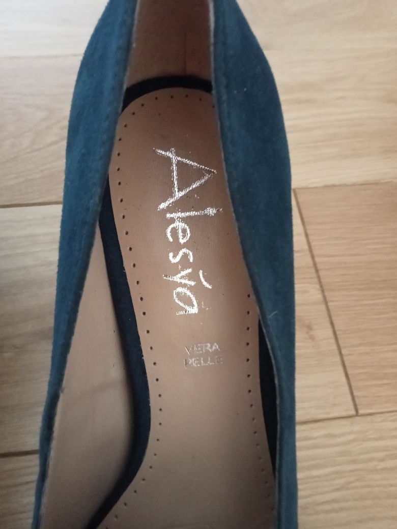 Pantofi dama eleganți Alesya,piele mărimea 39, noi.