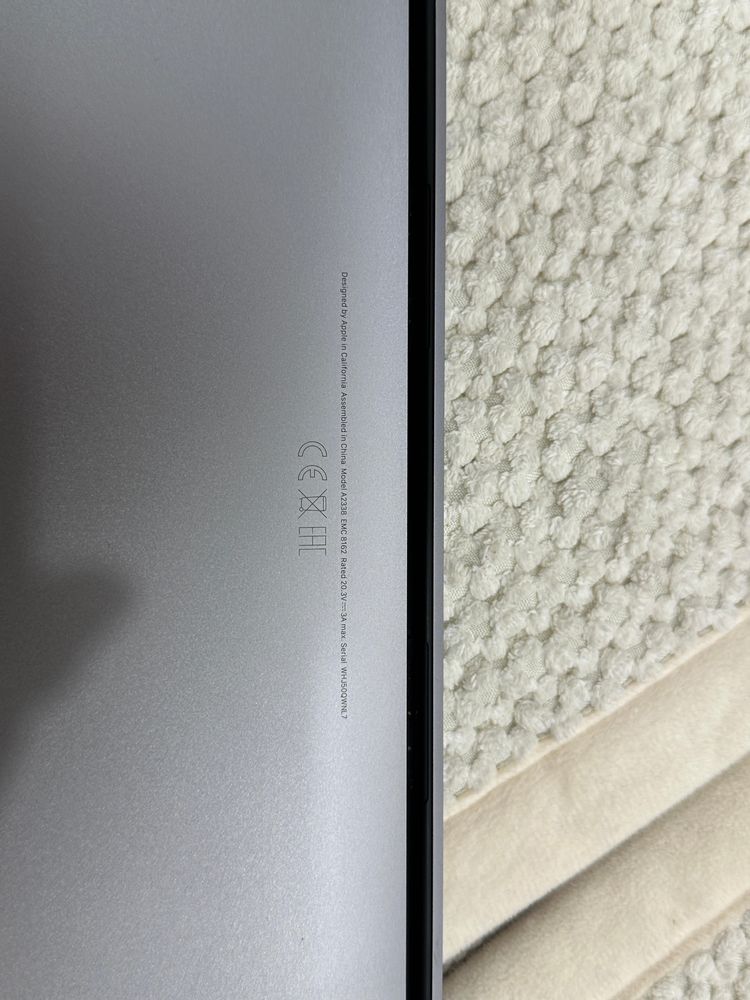 MacBook Pro 13 M2