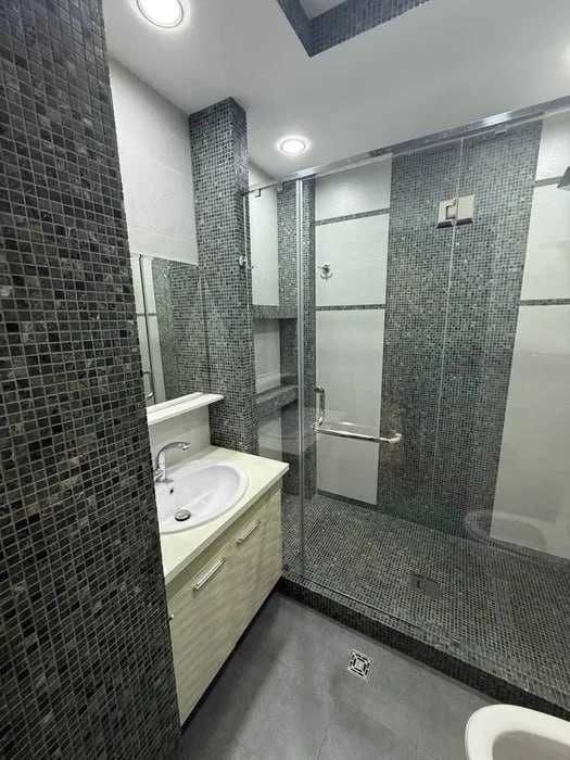 Текстильный, 3/8/8, 134м2 Ориентир: Шота Руставели 82, 2-я линия !!