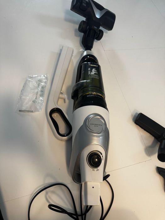 Aspirator Rowenta Rh8147Wa Fără Sac cu Cablu, 750W, 0, 9L