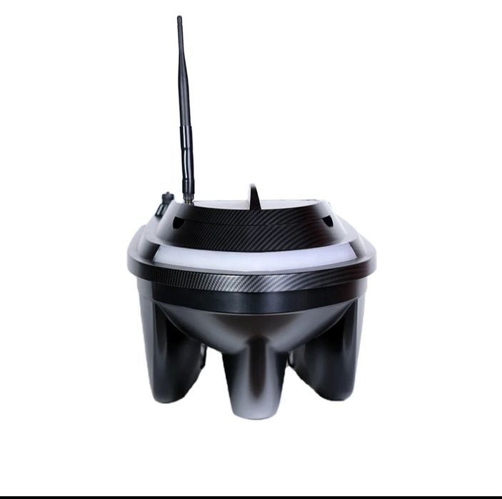 Лодка за захранка с ГПС и вграден сонар