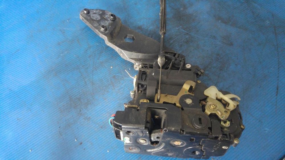 broasca iala dreapta spate vw bora