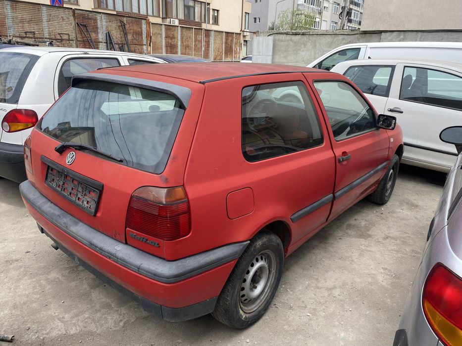Capota bara far aripa haion stop usa trager oglinda motor Vw golf 3