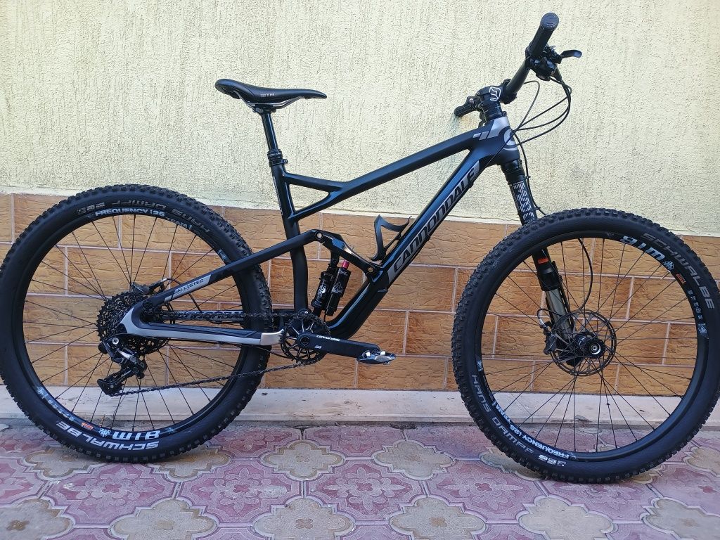 Cannondale Jekyll Карбон 27,5 цола