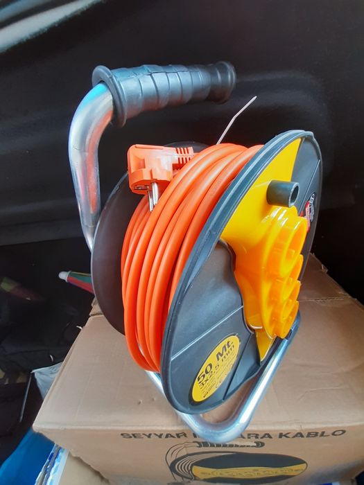 Tambur. 50 Metri 3×2,5 .