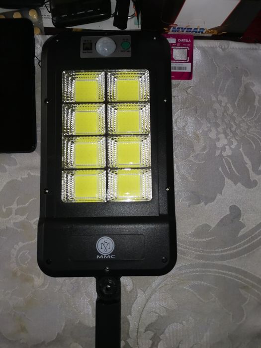 Lampă solara pe mini leduri