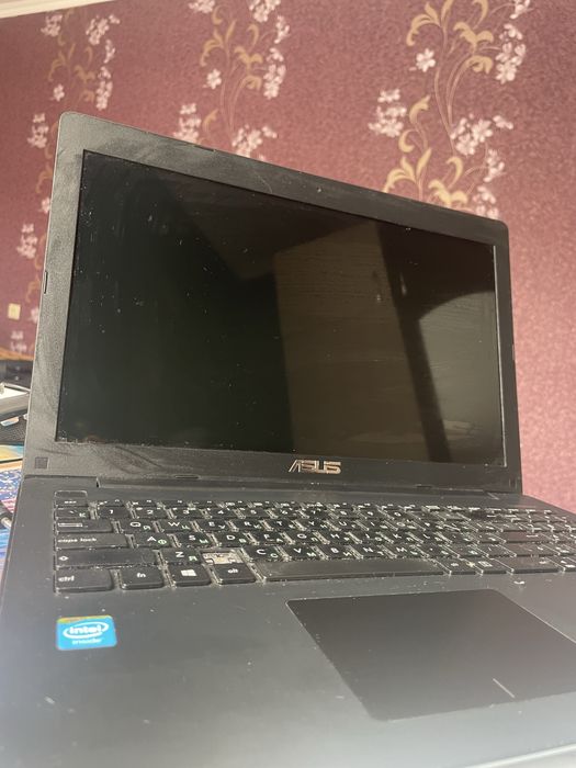 Продам Asus ноутбук