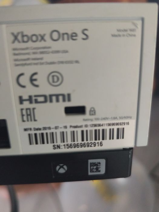 Xbox one s 1 Terra plus jocuri