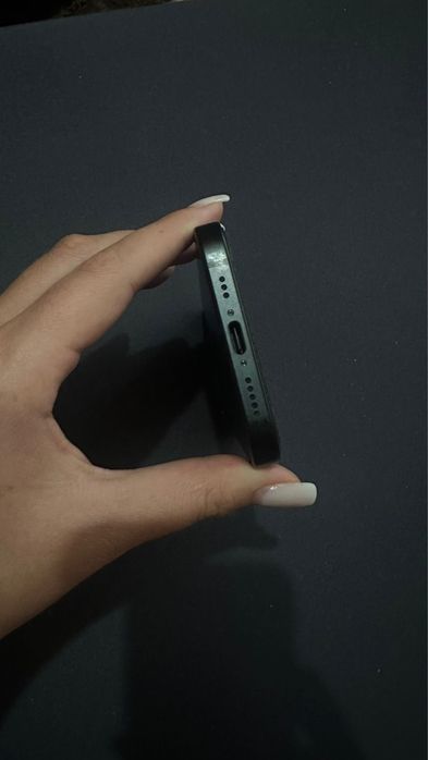 Iphone 15 black 128 gb