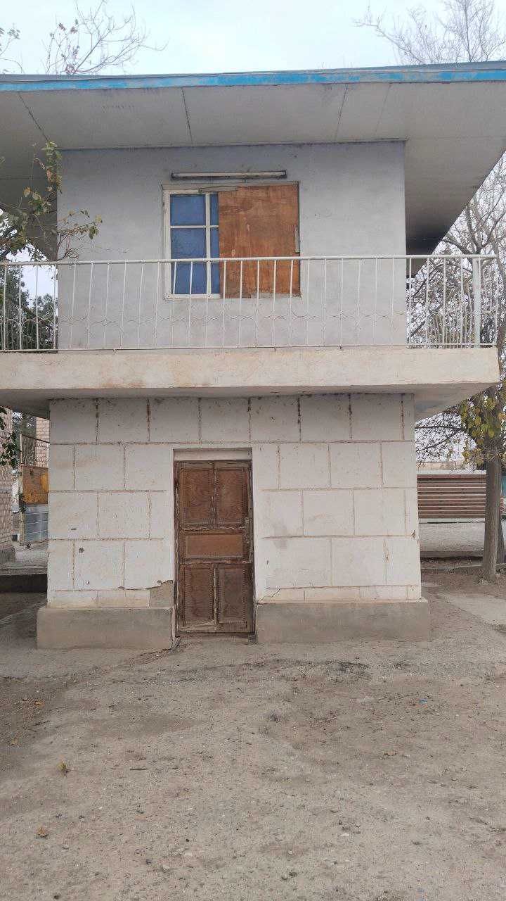 Avto ustaxona binosi