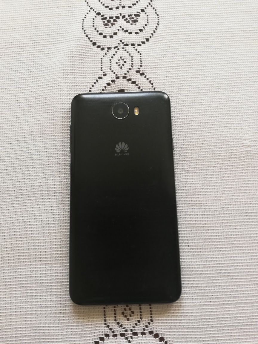 Смартфон Huawei CUN-L01