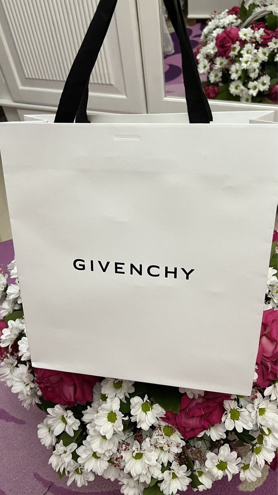 Косметичка барсетка GIVENCHY vip fift оригинал