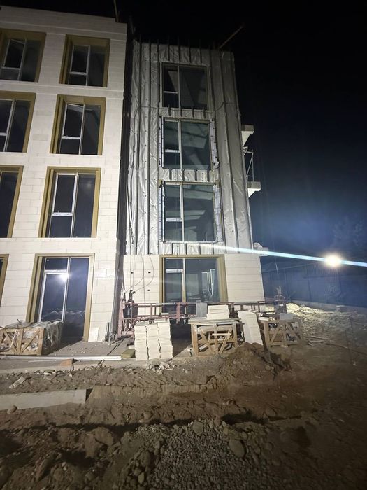 Fasad uchun suxoy kafel teruvchi usta ishga olamiz