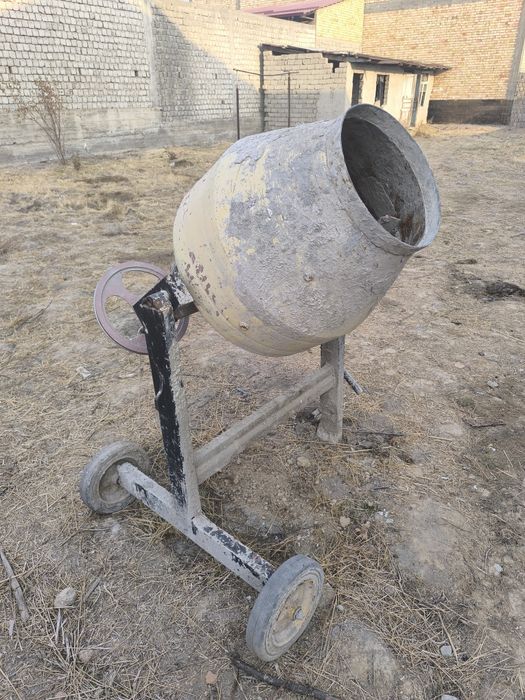Бетономешалка бу