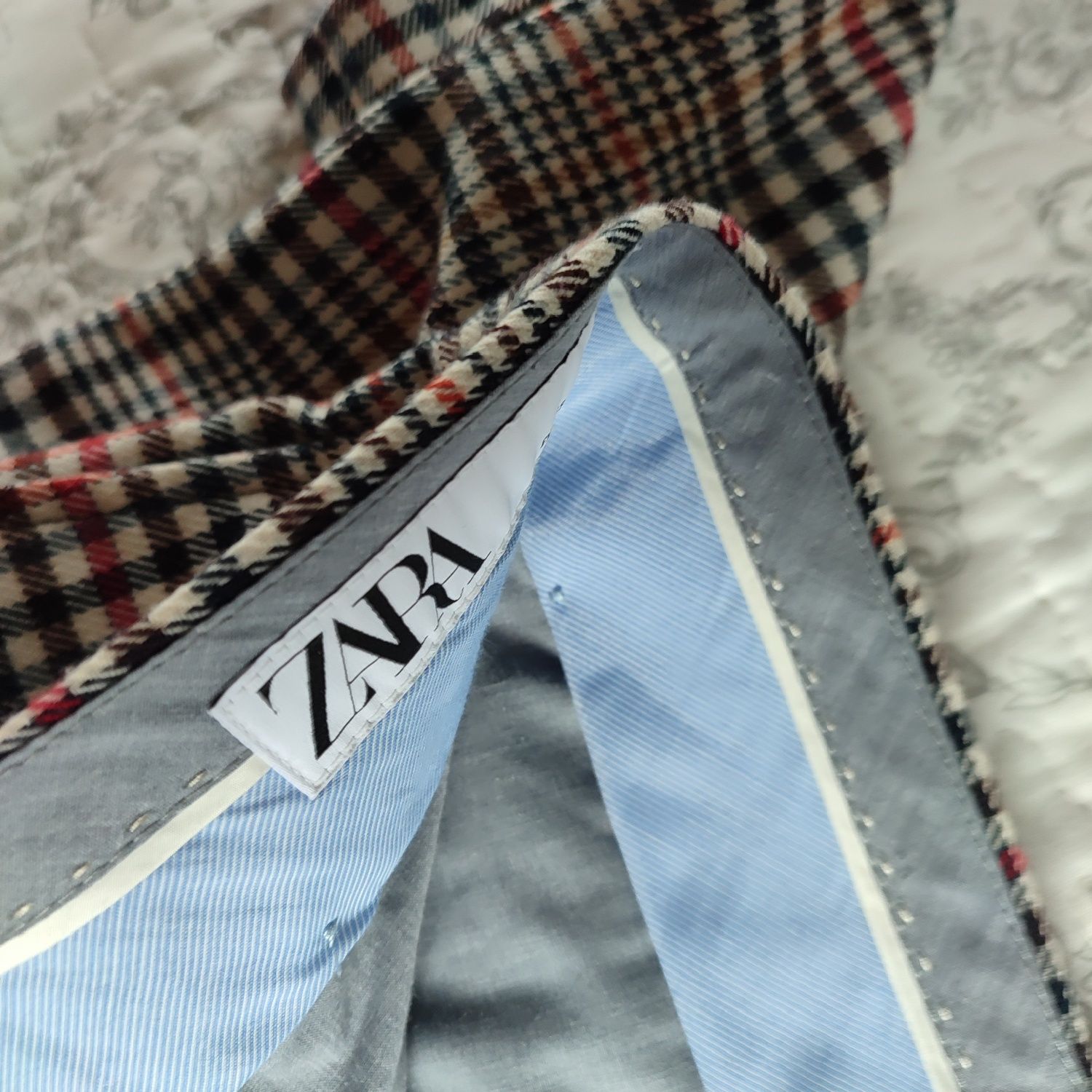 Кариран дамски панталон zara