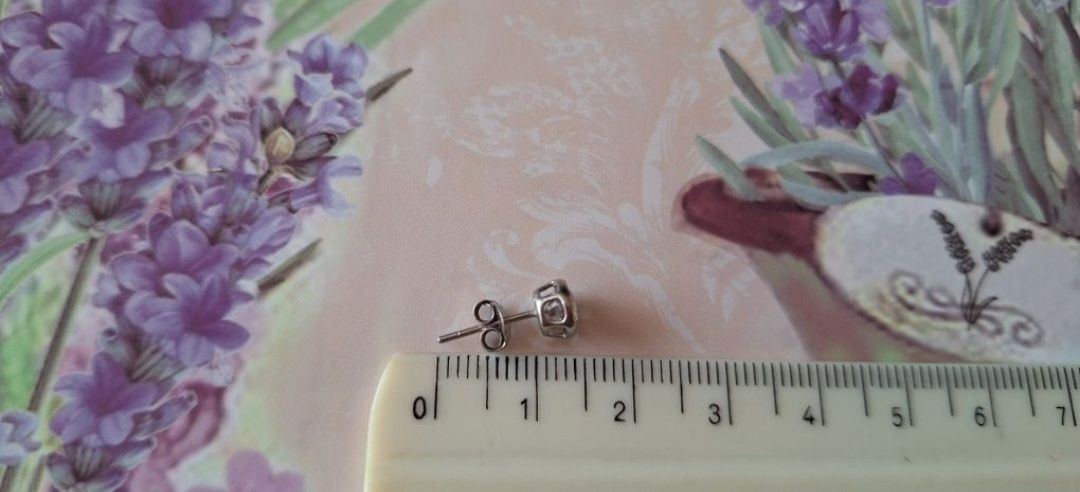 Комплект обеци и висулка с кристали Swarovski и чифт сребърни обеци