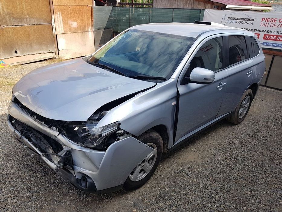 Dezmembrari dezmembrez  Mitsubishi Outlander III 2.2 DIESEL 2012-2020