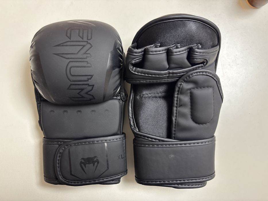 Перчатки venom для ММА