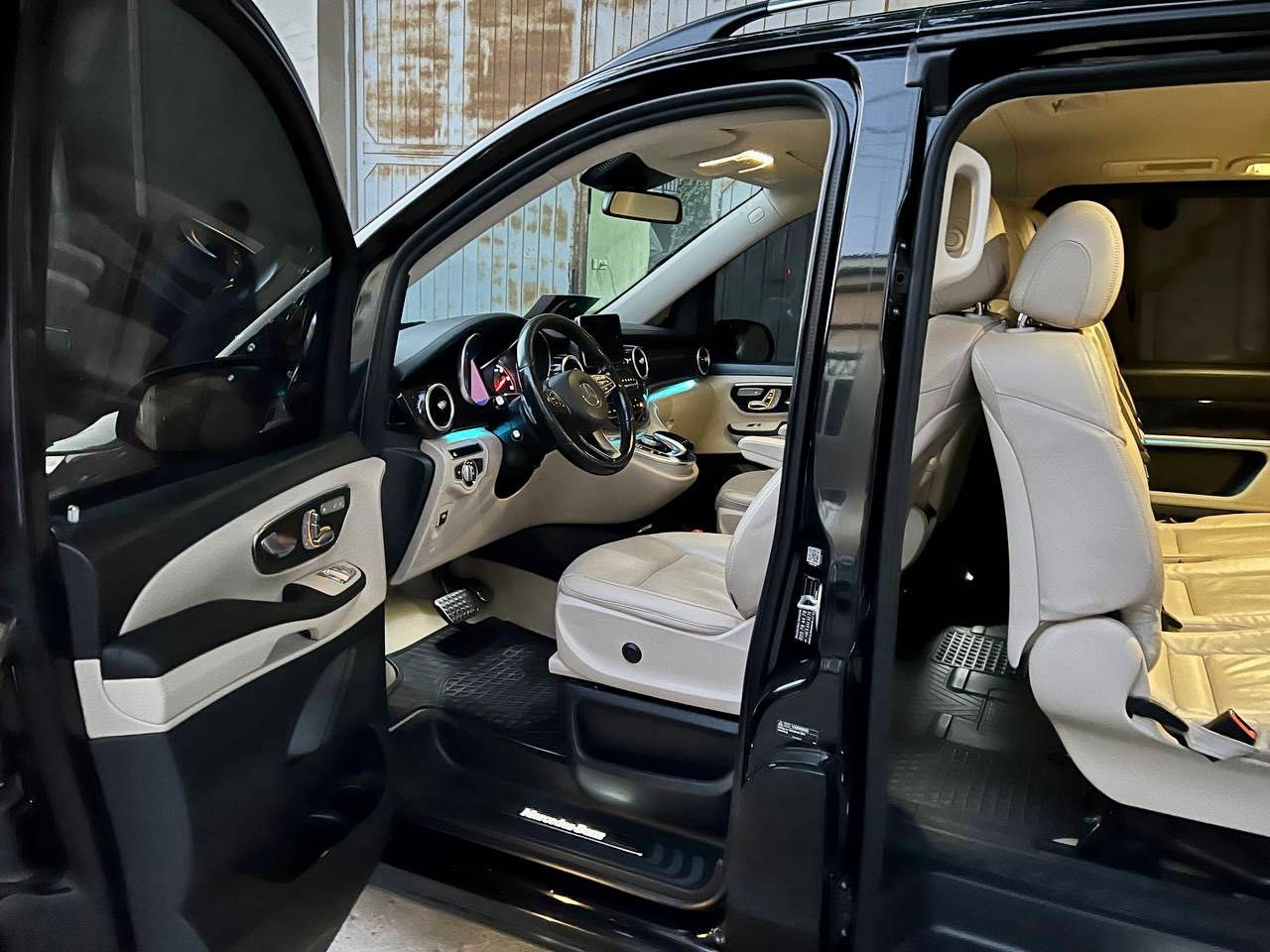 Mercedes Viano 2015 srochna sotiladi