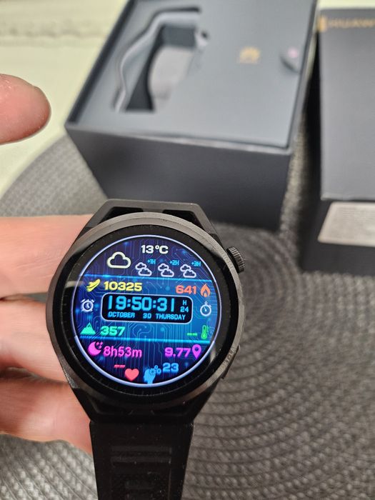 Vând smartwatch Huawei watch GT Runner