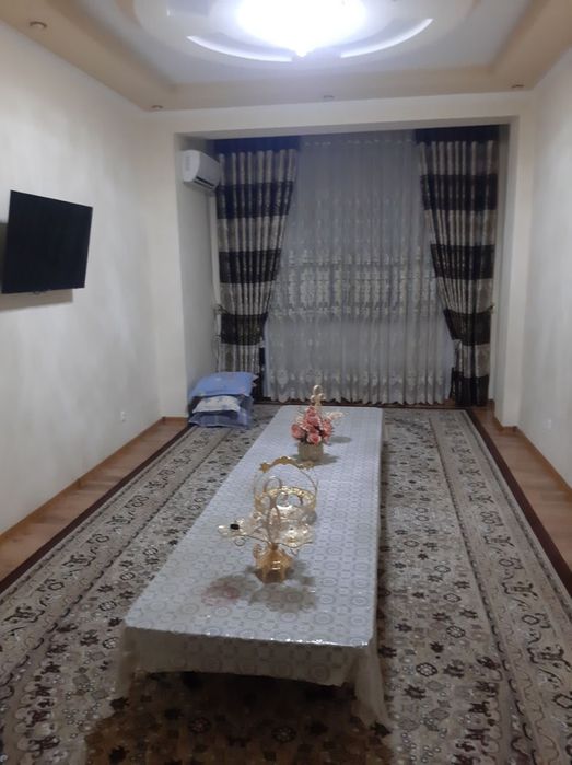 Qarshi shhridan koʻp qavatli uyning xonadoni sotiladi