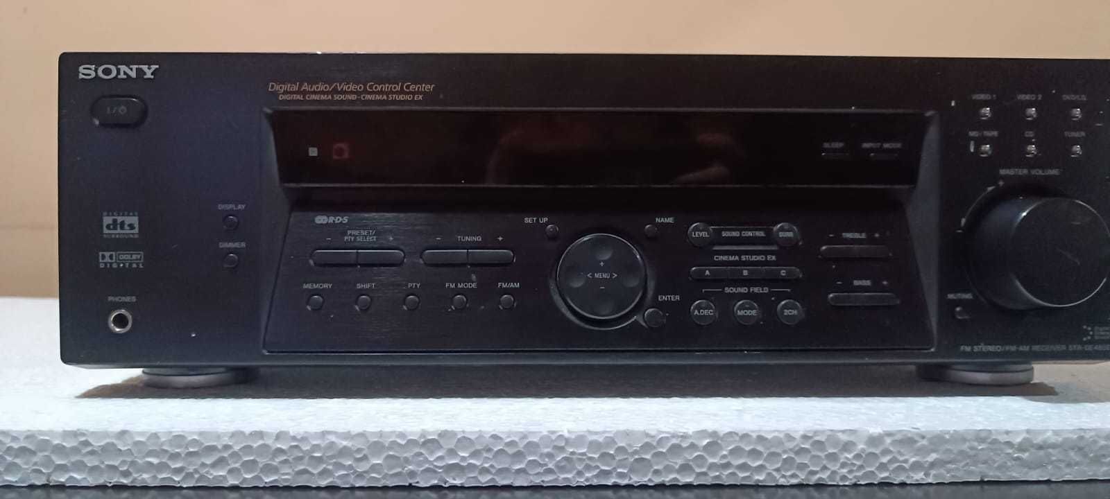 Amplituner Sony model: STR-DE485E. in stare buna!